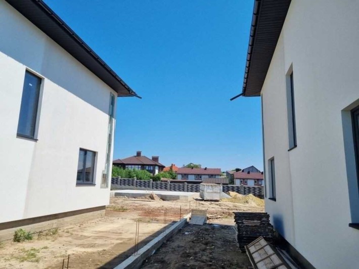 Продам котедж з міськими комунікаціями - фото 1