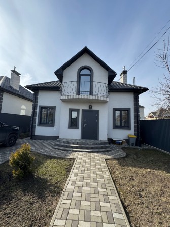 Продам будинок Жуляни - фото 1