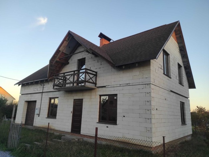 Будинок в Пирогово. 5 кімнат, 2 поверхи, всі комунікації, прописка. - фото 1
