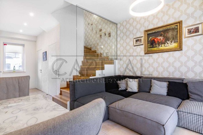 Продаж 3-кім таунхаус КМ Sunlife Жуляни / дизайнерський ремонт /тераса - фото 1