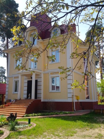 Продам 3-х поверховий будинок в Києві, вул. Алматинська, ДВРЗ - фото 1