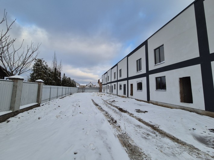 Таунхауси від забудовника, центральні комунікації, 75м2, тераса - фото 1