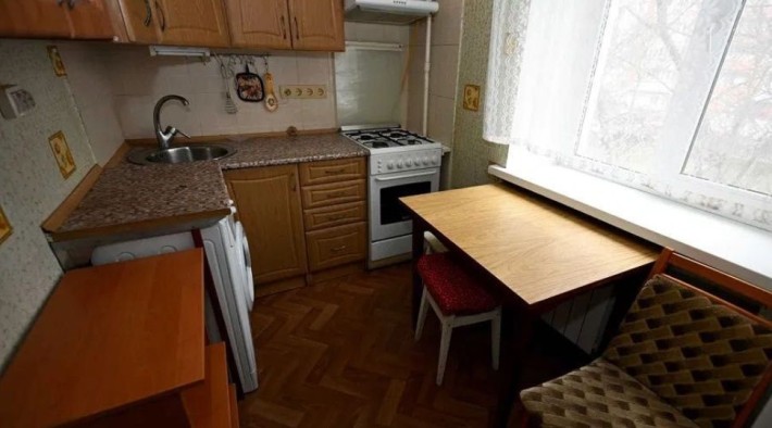 Здається хороша 2х кімнатна квартира з косметичним ремонтом! - фото 1