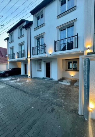 Продаж котеджів у Залізничному р-ні - фото 1