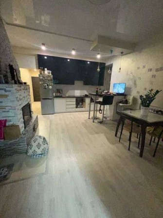 Продам 3к квартиру, часть дома, метро Центральный Рынок, ЮЖД MA - фото 1