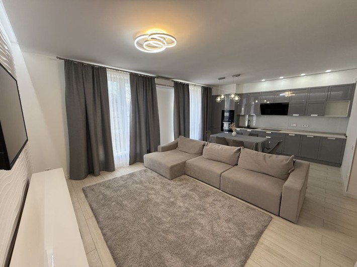 ПРОДАЖ | БУДИНОК | Ремонт, меблі | 180м2| Центр комунікації| Вишневе| - фото 1