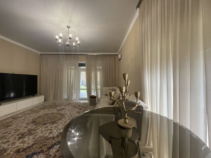 Продам шикарний будинок з ремонтом в Лісовій Бучі - фото 1