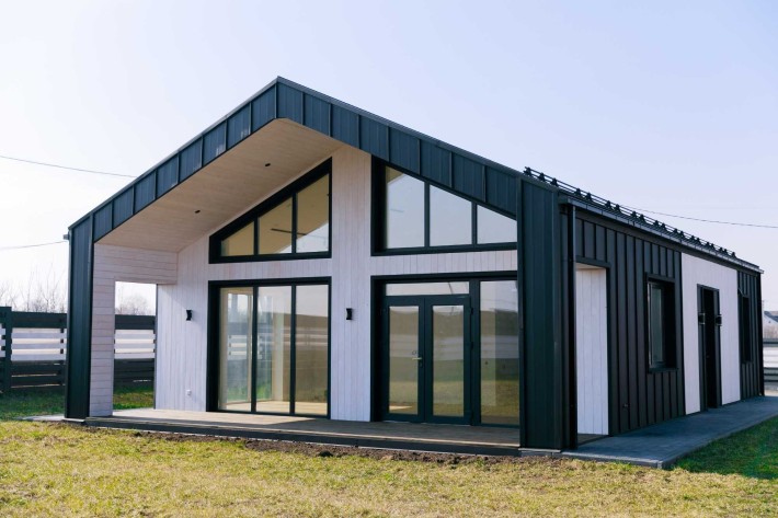 Продам сучасний одноповерховий будинок з ремонтом - фото 1