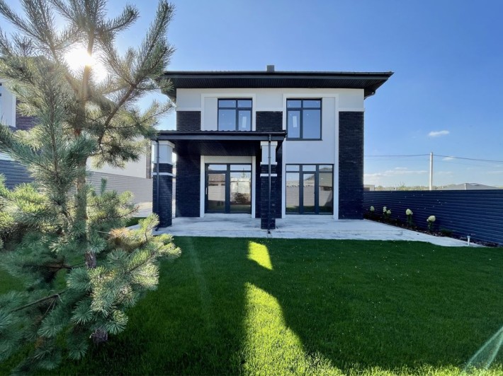 Кирпичный дом в лесной Буче. 138 500 $ Вблизи парка Бучанского - фото 1
