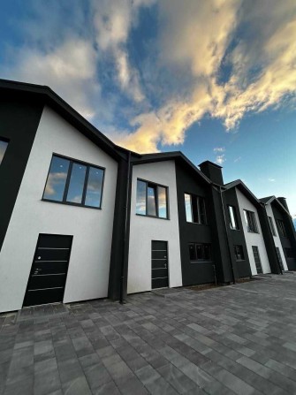 ПРОДАМ просторий ТАУНХАУС Соф. Борщагівка з газом/з документами - фото 1