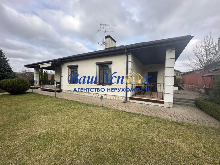 Продажа  дома с ремонтом  . Петропавловская Борщаговка - фото 1