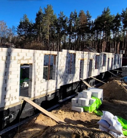 Кутовий таунхаус з видом на сосни. Індивідуальний передній двір. Газ! - фото 1