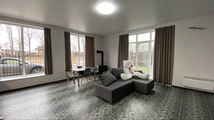 Продаж кутового тауна Петропавлівська Борщагівка біля лацею - фото 1