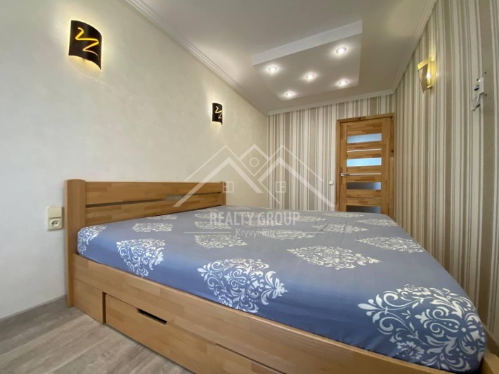 Продається 2-кімнатна квартира у самому центрі міста – район 96 кварталу! - фото 1