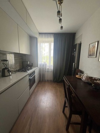 Оренда 3-кімнатної квартири в центрі - фото 1