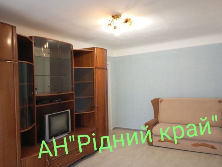 Здамо гарну 2у кв. на Подолі з косм.ремонтом. - фото 1