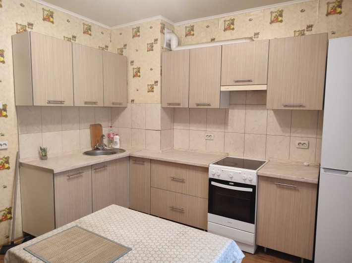 Довгострокова оренда 1-кімнатної квартири вул. Здолбунівська,13 - фото 1