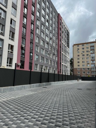 Паркомісця помісячно "Нові Метри парк"(Ново-Оскольска) Сингаївського8к - фото 1