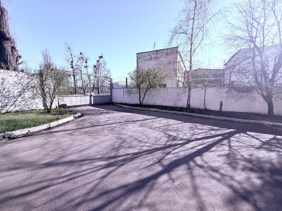 Оренда великої стоянки під фури Черкассы