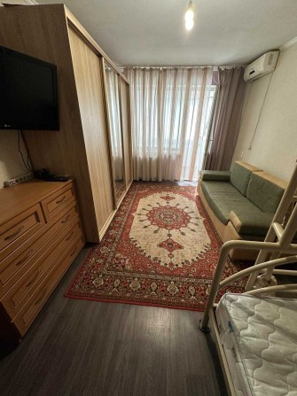Сдам большую 1 ком.в р-не пр.Слобожанский/ул.Квитки Цисык/ - фото 1