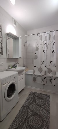 Здам в оренду 2х кім.квартиру в центрі  вул. Тарковського - фото 1