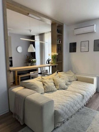 Продаж 2-к квартири вул. Регенераторна 4 - фото 1