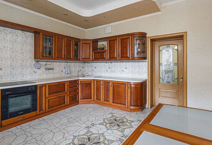 Продаж 4-кімнатної квартири на вул.Левка Лук'яненка, 21 - фото 1