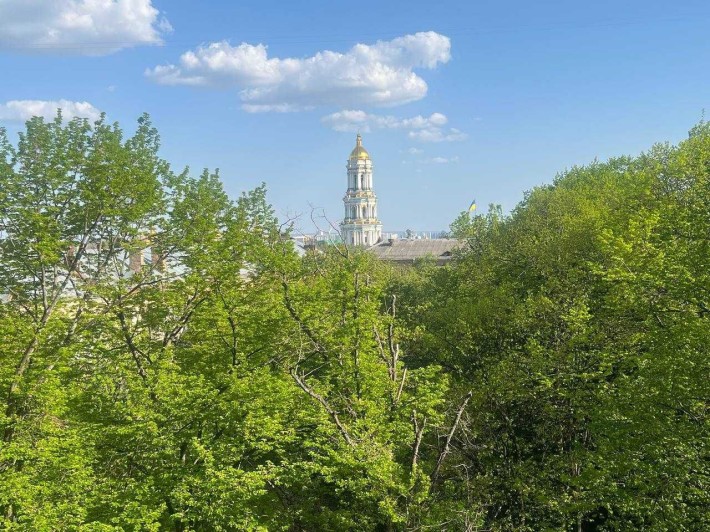 БЕЗ % Оренда 2к, метро Арсенальна, вул. Лаврська 4 - фото 1