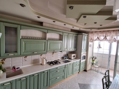 Здається 2 кімнатна квартира  в Корабельному р-н Пр.Богоявленский 325 Николаев