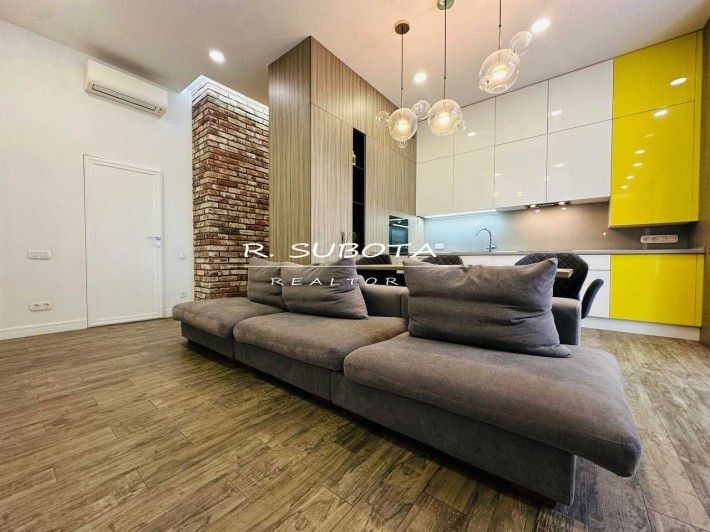 3.к. студия ЖК Loft Project 75м2 Новострой Центр Екатеринославский - фото 1