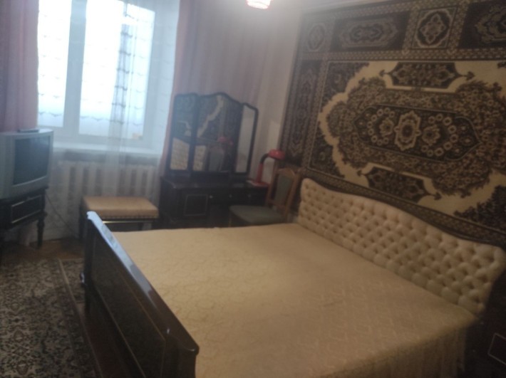 Оренда квартири по вул Наукова - фото 1