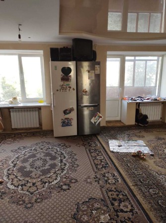 Трёхкомнатная квартира возле Славутич Арена.Стадион.80кв.м.Студия. - фото 1