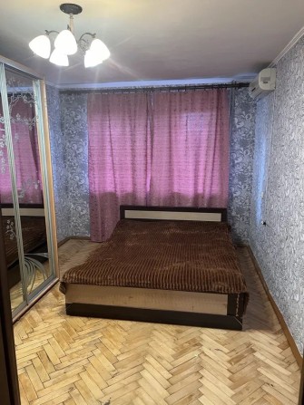 Сдам 3-ную кварт р-н Черемушки ул Ген Петрова / ул Радостная - фото 1