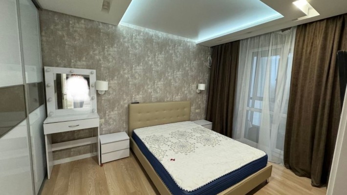 Оренда 2 кім., вул. Роксоляни (Левандівка), 8/10, новобуд. пл. 67м, - фото 1
