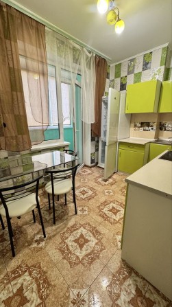 БЕЗ КОМИССИИ сдам 1к квартиру - фото 1