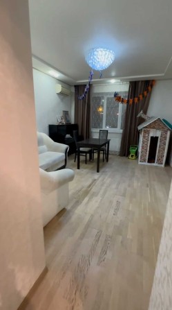 Аренда 2-кімнатної квартири на проспекті Тракторобудивників 103 Г. - фото 1