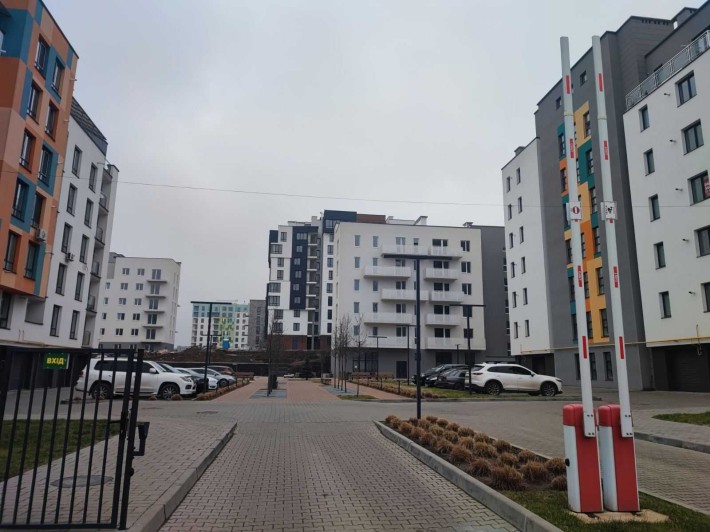 Гарна квартира в новому будинку ЖК Краківський - фото 1