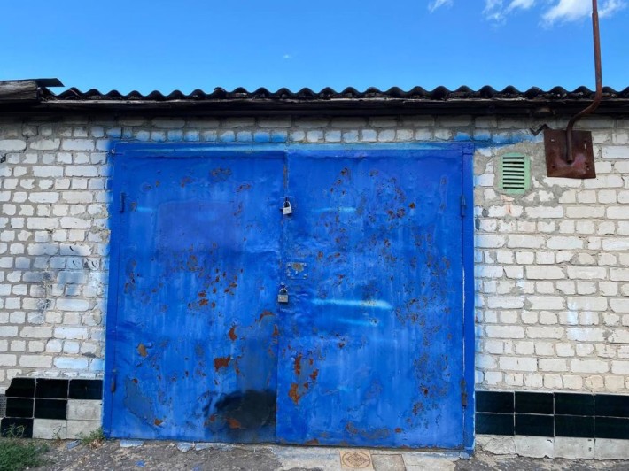 Продам гараж , район конечной остановки ИПЗ - фото 1