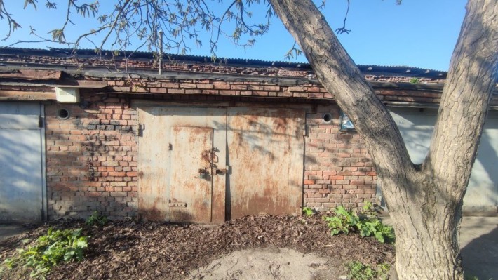 Продам цегляний гараж на ДНС Критий ринок - фото 1