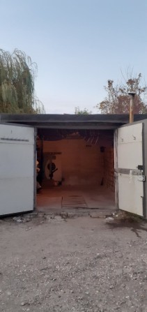 Продам Бокс на 95 квартале - фото 1