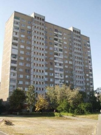 Продаж 2-к квартири вул. Озерна 26 - фото 1