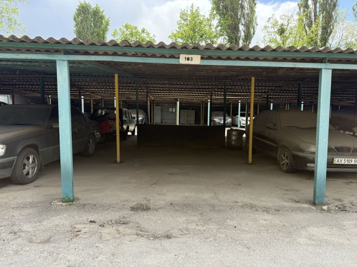 Продам парковчное место на стоянке - фото 1