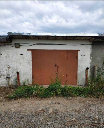 Гараж кирпичный большой 25,8 кв Ветеран 3 Раково СРОЧНО. - фото 1