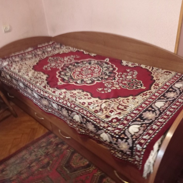 З 5 травня, м Чернігівська 10 хв, для 1 й дівчини - фото 1