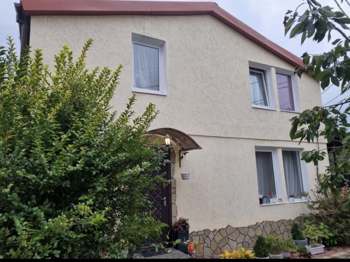 ВЛАСНИК! Продам/здам будинок в центрі міста, площею 78кв.м. - фото 1