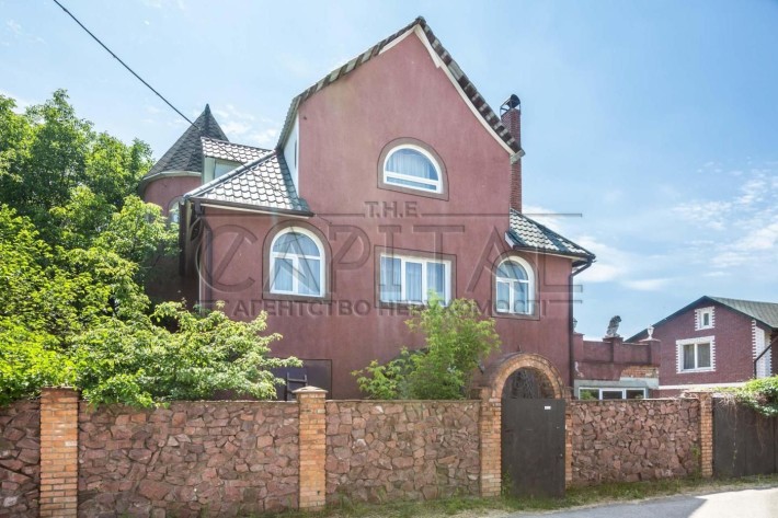 Оренда триповерхового будинку 240м2, Русанівські сади. - фото 1