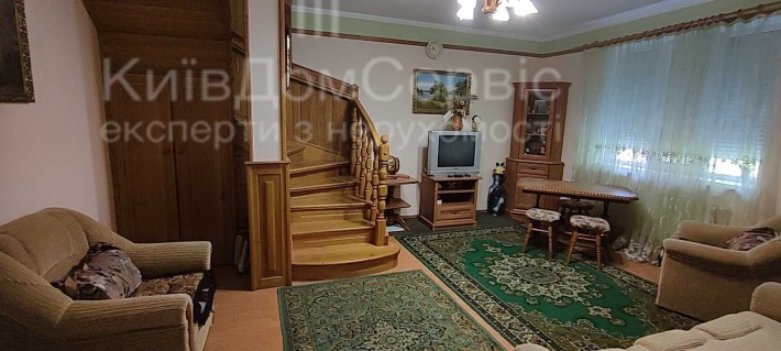 Оренда будинку 100 м2 10 соток Погреби - фото 1