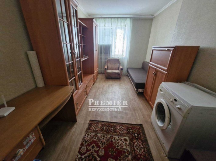 Пропонується на продаж кімната в комунальній квартирі - фото 1