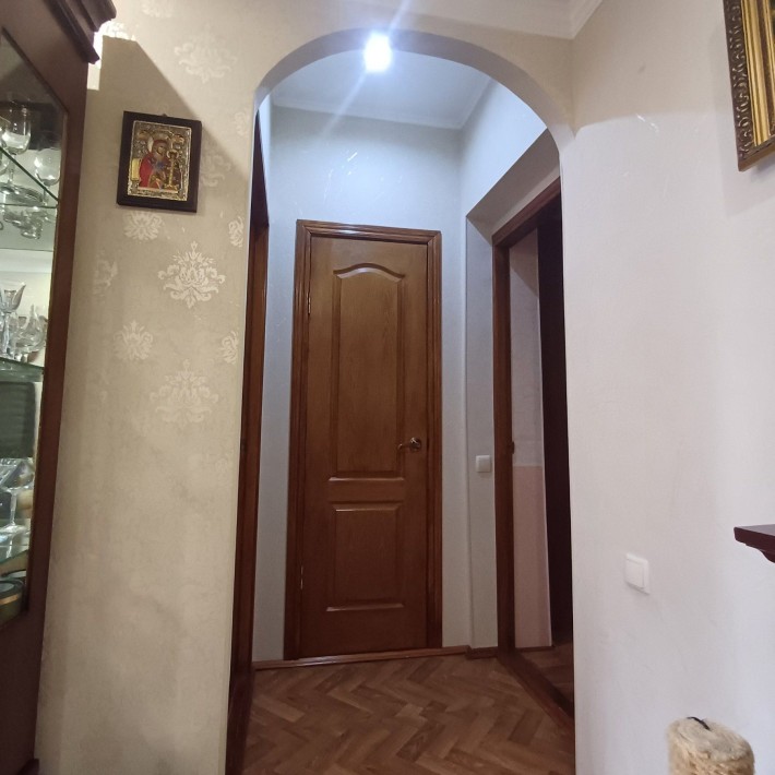 Продам 3-кімнаттну квартиру в центрі міста,вул.Київська - фото 1