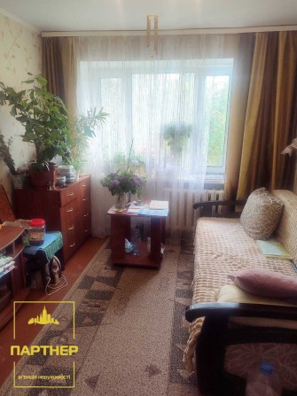 Продам  Дві  суміжні  кімнати  у  малосімейці  в  центрі  Кременчука. - фото 1